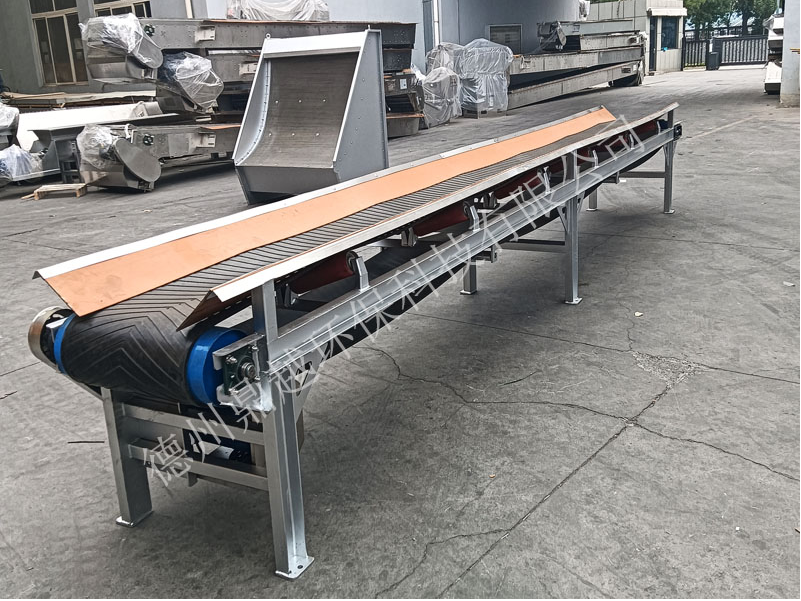 皮帶輸送機(jī)